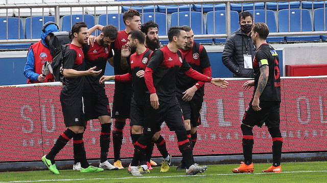 Karagümrük, Süper Lig'de 9 maçta 13 puan topladı.