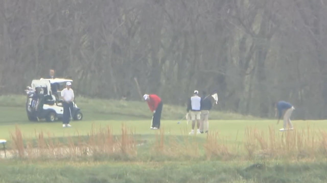 Trump, G-20 zirvesi sırasında golf oynamaya gitti