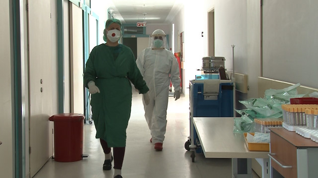 Kadirli Devlet Hastanesinde 50 sağlık çalışanı koronavirüse yakalandı.

