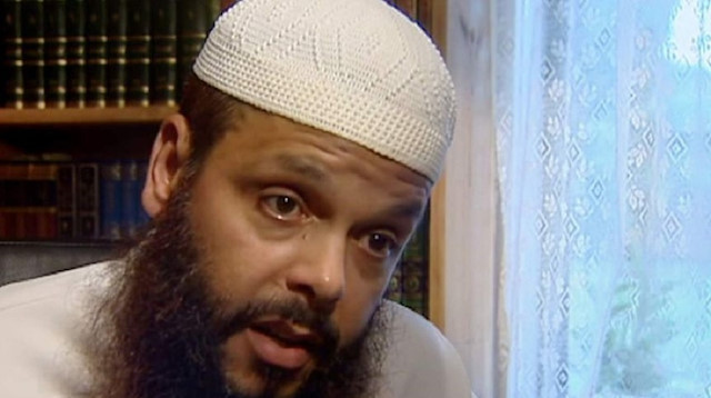 Australia cancels Muslim scholar's citizenship