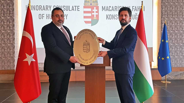 Macaristan Büyükelçisi Viktor Matis, Trabzon Vali Vekili Bünyamin Yıldız.
