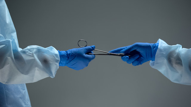 Organ hırsızı doktorların operasyonlarında kimsenin hazır bulunmadığı söyleniyor.