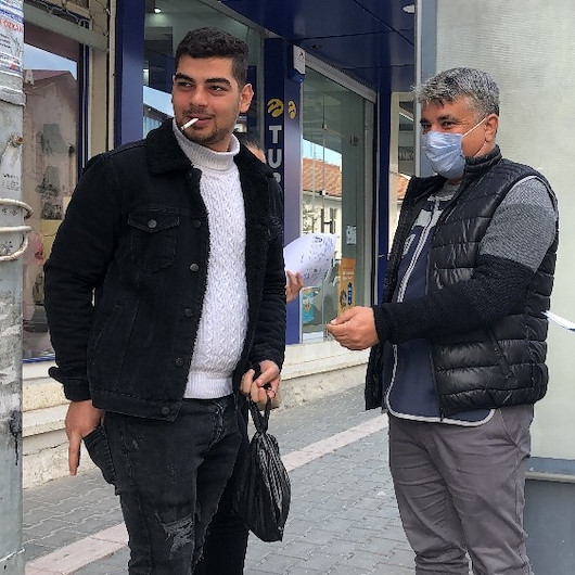Koronayı hiçe sayıp maskesiz sokağa çıkanlara ceza yağdı