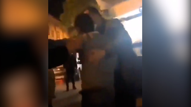 Esenler'de ekmek teknesine el koyulan küçük çocuğun feryadı yürek dağladı: O zabıtalara soruşturma başlatıldı
