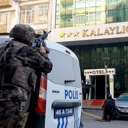 Kahramanmaraşta polise ateş açıldı: 2 yaralı