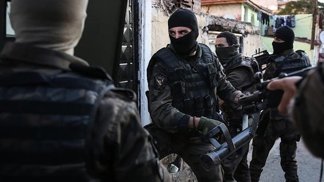 تركيا.. توقيف 11 عراقياً يشتبه بانتمائهم لـ"داعش" الإرهابي