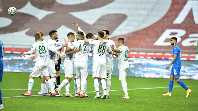 Konyasporlu futbolcuların gol sevinçleri