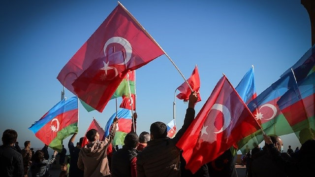 Azerbaycan zafer günü kutlamalarına hazırlanıyor. 