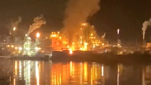 View of fires at a Chemours chemical plant following an explosion in Belle, West Virginia, U.S., December 8, 2020 in this still image taken from social media video. Timisha Leah Shears via REUTERS 