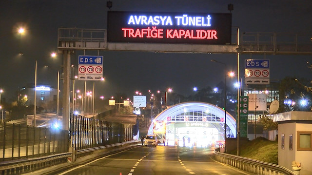 Avrasya Tüneli acil durum tatbikatı için her iki yönde trafiğe kapatıldı.
