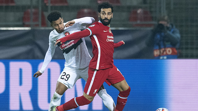 Salah'ın maçta rakibi ile mücadelesi