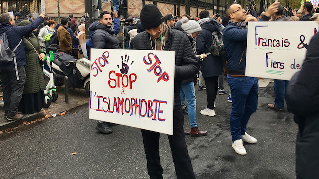 Fransa'da Müslümanları hedef alan 'bölücülükle mücadele' yasa tasarısı kabul edildi