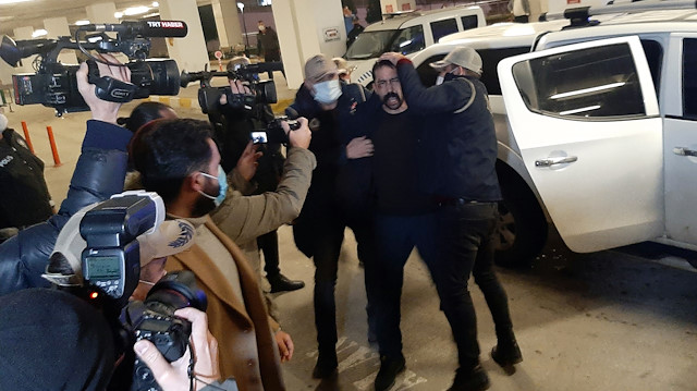 Yurt dışına kaçarken yakalanan DHKP-C'li avukat Aytaç Ünsal tutuklandı.