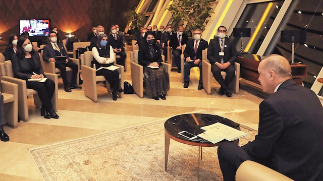 Cumhurbaşkanı Erdoğan, Azerbaycan’ın başkenti Bakü’de medya temsilcileriyle bir araya geldi.