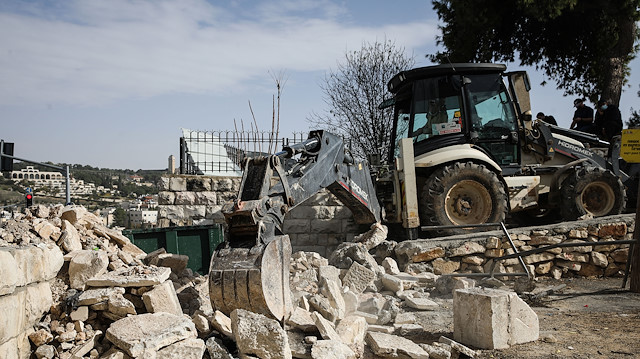 Israel destroys Muslim cemetery in occupied Jerusalem