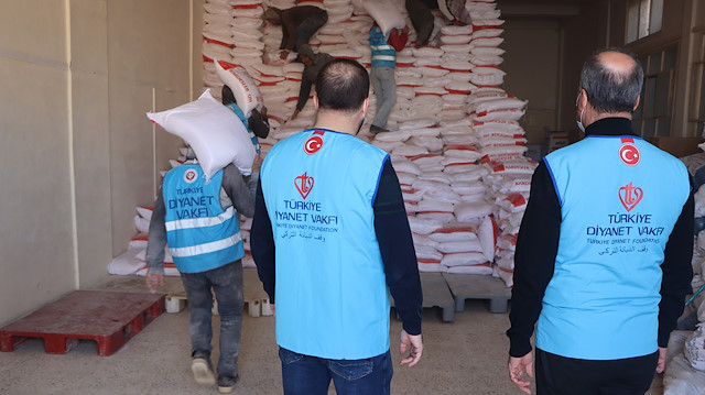 Turkish charities send aid to northern Syria