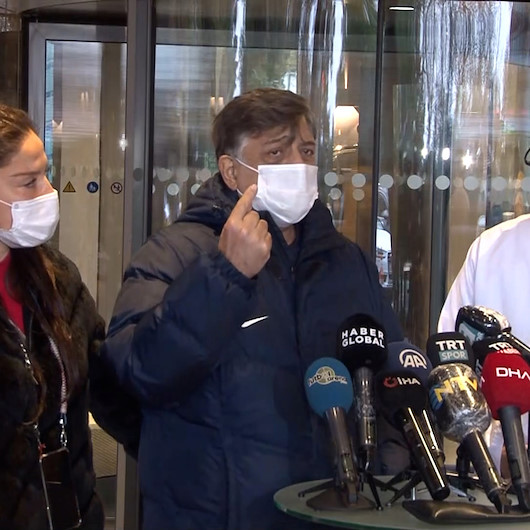Hastaneden taburcu olan Yılmaz Vural gözyaşları içinde açıklamada bulundu: Allahım yaşamadığım 1 dakika var, bunu bana müsaade et