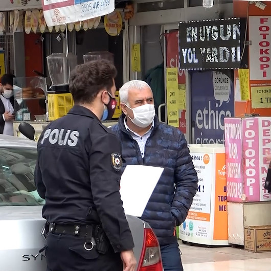 Adana’da kızı yeni tip koronavirüse yakalandığı için temaslı olan bir kişi, karantina süresi bitmeden tapu müdürlüğüne gelince polis alarma geçirdi