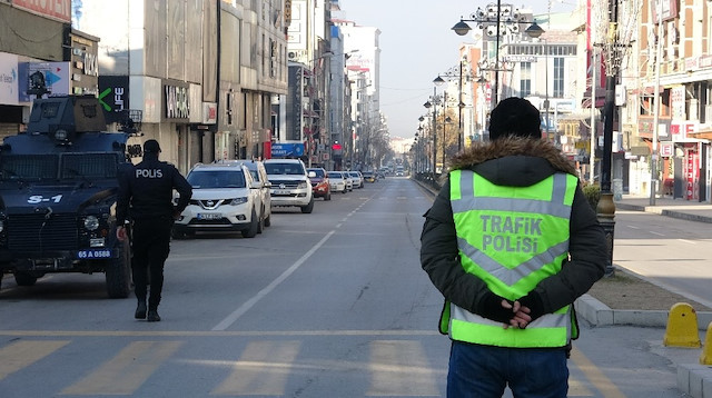 Alınan tedbirlerin ardından Van'daki vaka sayısı her geçen gün azalıyor.  