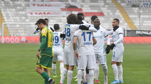 Erzurumsporlu futbolcuların gol sevinçleri