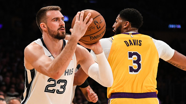 Oct 29, 2019; Los Angeles, CA, USA; Memphis Grizzlies guard Marko Guduric (23) works around the defense of Los Angeles Lakers forward Anthony Davis (3) during the third quarter at Staples Center. Mandatory Credit: Richard Mackson-USA TODAY Sports


