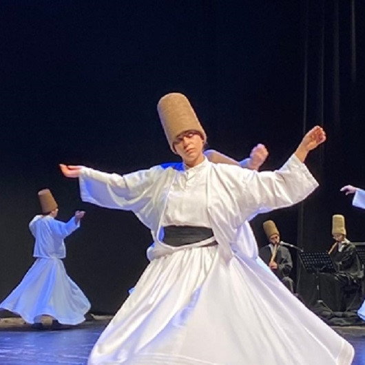 İBB’nin sözde Şeb’i Arus programında kadın-erkek sema yaptı Kuran’ı Kerim Türkçe okundu