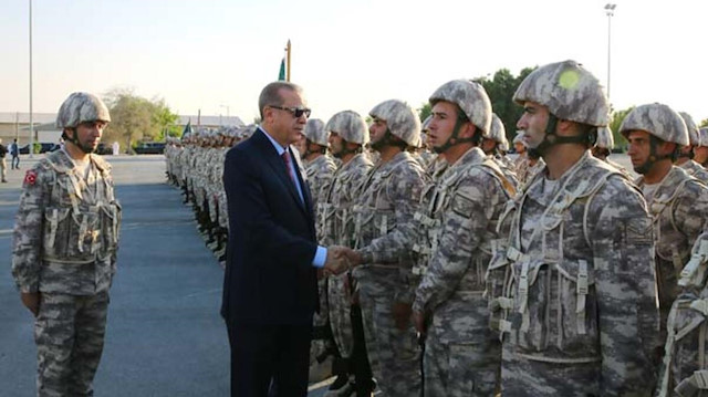 Cumhurbaşkanı Erdoğan, Doha ziyaretinde Türk askeri üssünü ziyaret etmişti.