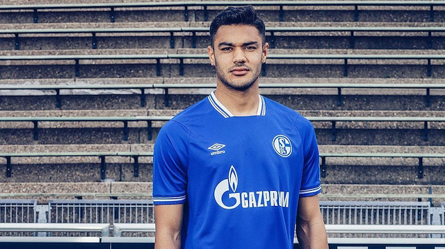 Ozan Kabak bu sezon Schalke ile 8 karşılaşmada görev yaptı.