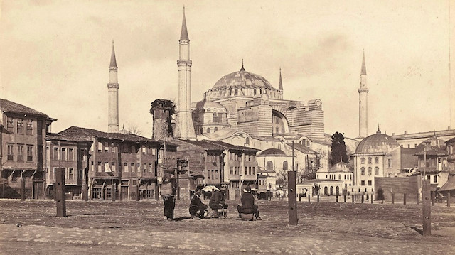Dünya ve Türk edebiyatındaki şehir temalarının incelendiği festivalde şehir-roman arasındaki ilişkinin gücü vurgulandı.