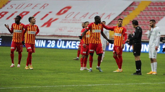 Sarı-kırmızılılar Süper Lig'de 19. sırada yer alıyor.