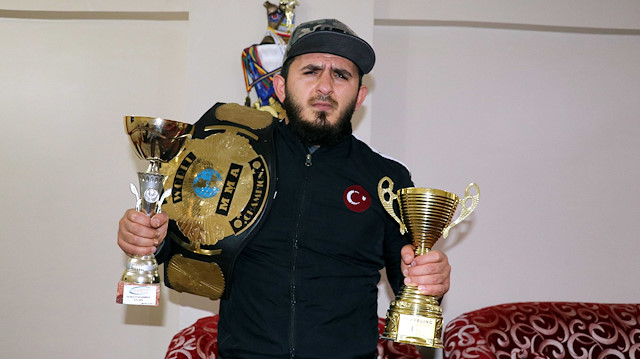 Khayal Abdullayev, uluslararası alanda birçok başarıya imza attı.