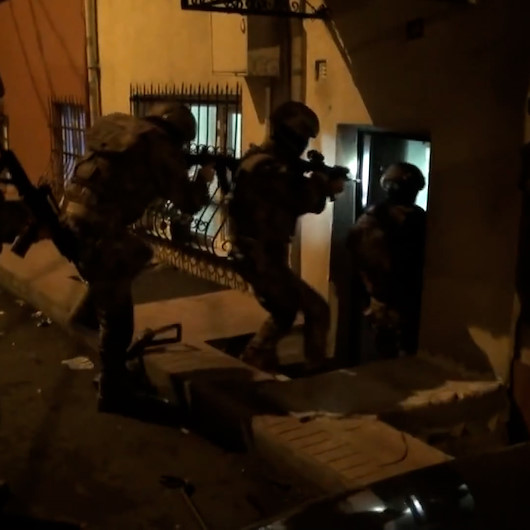PKK terör örgütüne şafak operasyonu: 4 kişi gözaltına alındı