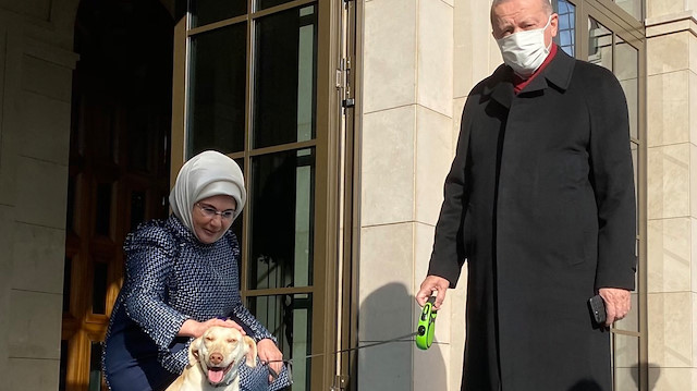 Erdoğan çiftinin fotoğrafları binlerce beğeni aldı.