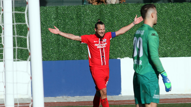Batuhan Karadeniz, dün oynanan maçta Ergene Velimeşespor ağlarına 2 gol attı. 