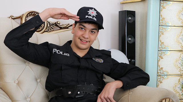Polis olmak isteyen İhsan'ın üniforma hayali gerçek oldu
