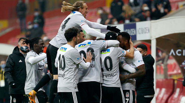 Beşiktaş, Kayserispor deplasmanından 2-0'lık zaferle döndü.