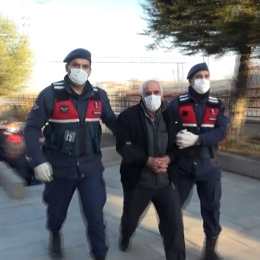 İki genci öldürdükten sonra çok kan akmasın diye gömen şüphelilerden gazetecilere: İyi çekin
