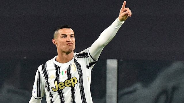 Ronaldo kariyerindeki gol sayısını 758'e yükseltti.