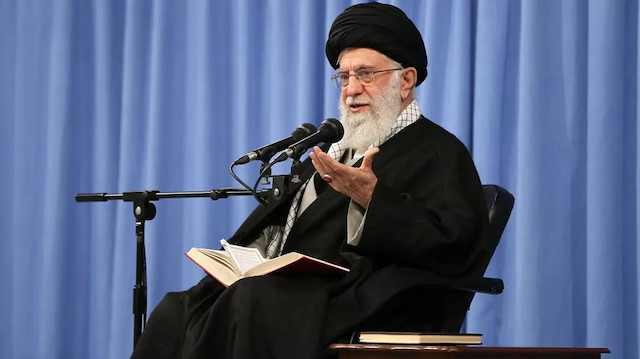 İran dini lideri Ayetullah Ali Hamaney.