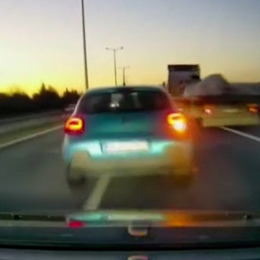 TEM otoyolunda hatalı sollama neredeyse faciaya neden oluyordu