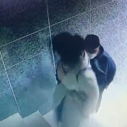 İstanbul’da genç kadının yaşadığı kapkaç dehşeti kamerada