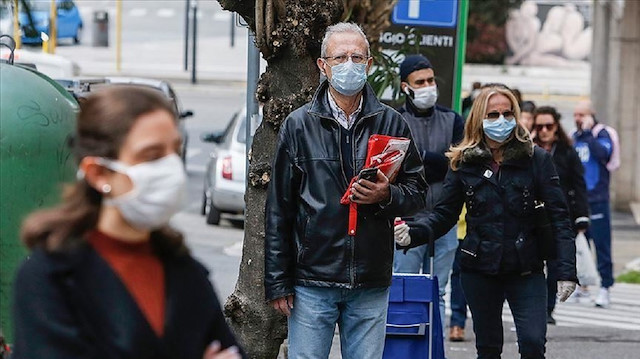 Almanya'da günlük Kovid-19 vaka ve ölü sayıları 'yüksek' seviyede seyretmeye devam ediyor.