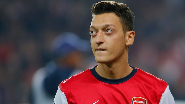 Mesut Özil sezon başında Arsenal'da kadro dışı bırakılmıştı.