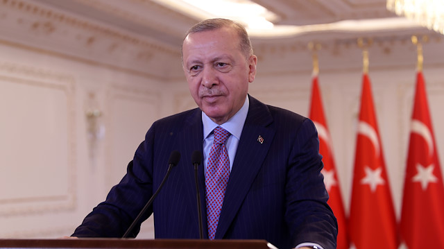 Cumhurbaşkanı Erdoğan, kongrelere Vahdettin Köşkü'nden bağlanıyor.