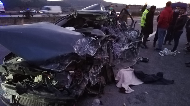 Pozantı'da feci kaza: Aynı aileden beş kişi hayatını kaybetti
