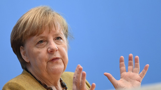 Almanya Başbakanı Merkel: Günlük ölü sayısı şok edici derecede yüksek