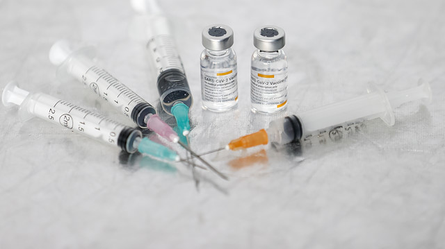 Çin'den ikinci parti 6,5 milyon doz aşı bugün geldi.
