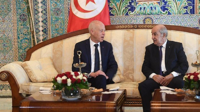 رئيس الجزائر يطمئن على نظيره التونسي "بعد نبأ محاولة تسميمه"
