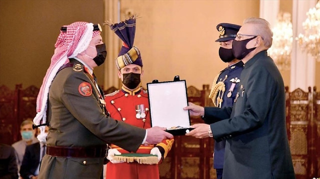 Pakistan confers medal on Jordan's military chief