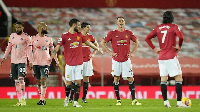 Manchester United'lı futbolcular maç sonu büyük üzüntü yaşadı.
